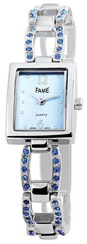 Fame Damen Analog Armbanduhr mit Quarzwerk 100423500043 und Metallgehaeuse mit Metallarmband in Silberfarbig und Clipverschluss Ziffernblattfarbe blau Bandgesamtlaenge 18 cm Armbandbreite 11 mm