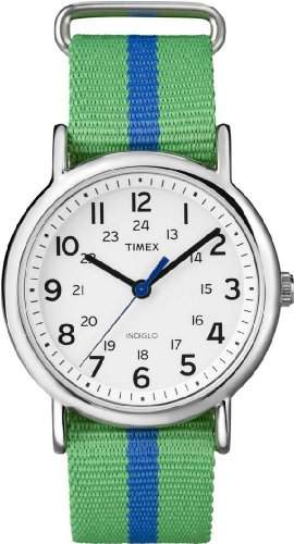 Timex Unisex-Armbanduhr Weekender Analog Quarz Kunststoff T2P143