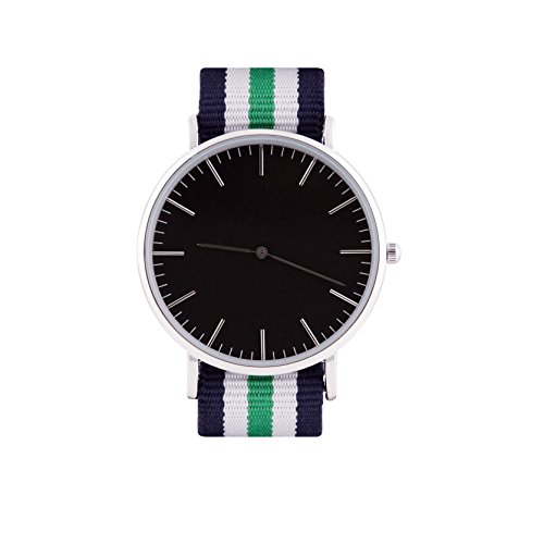 Le Maritime noir von Plain Watches minimalistische stilvolle elegante Armbanduhr sportliche Uhr mit dunkelblau gruen weissem Nylon Band und schwarzem Ziffernblat top moderne Quartzuhr
